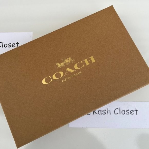 COACH Boxed Corner Zip Wristlet With Disco Star Print - Picture 5 of 7